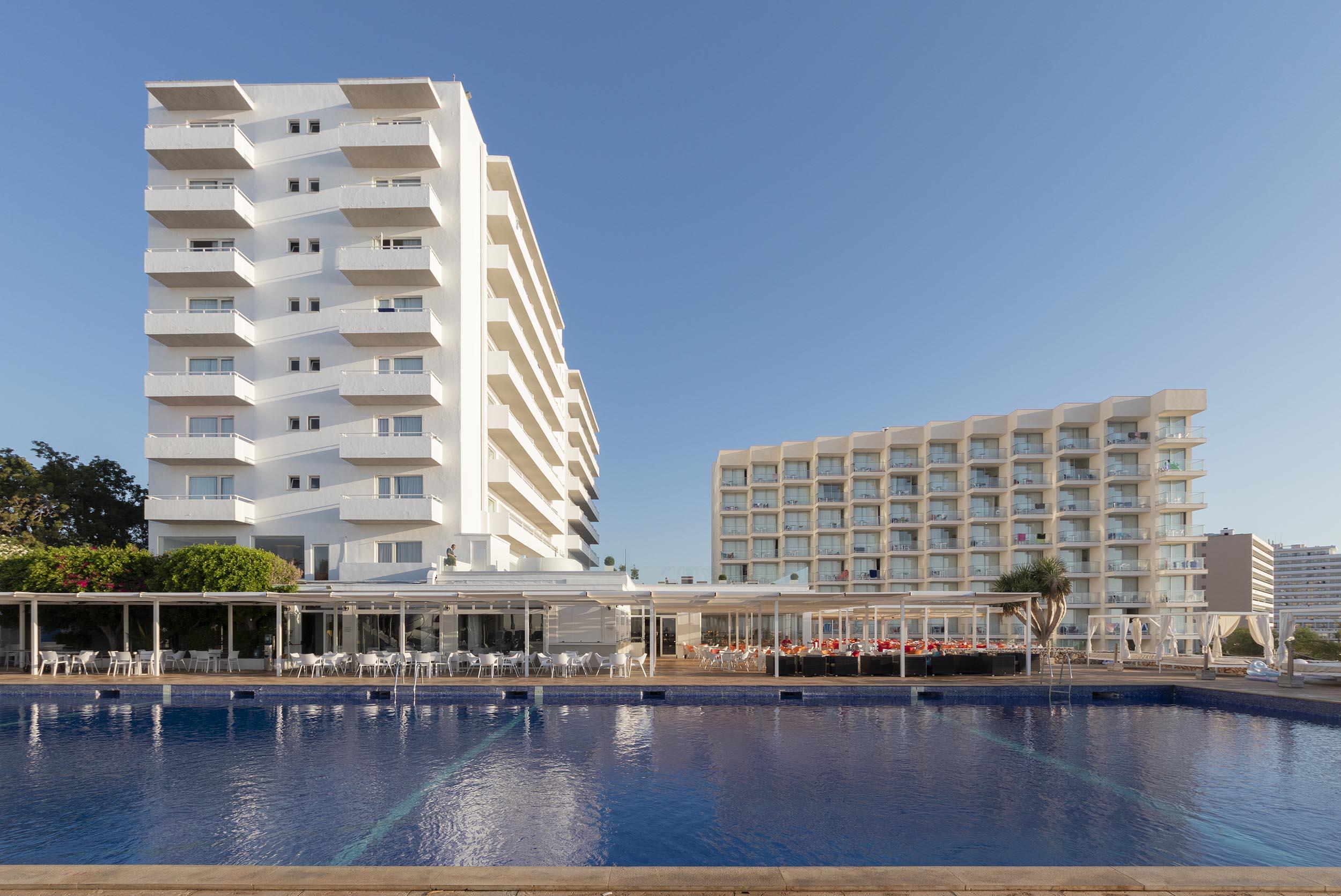 Hotel Palia Maria Eugenia Calas de Mallorca Exterior photo