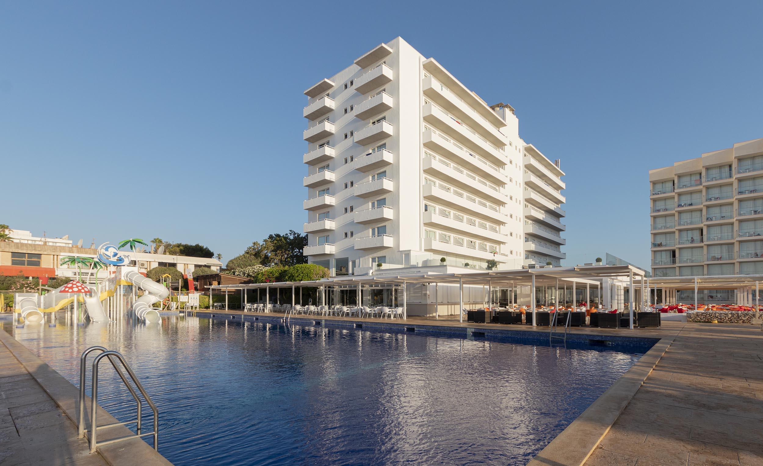 Hotel Palia Maria Eugenia Calas de Mallorca Exterior photo